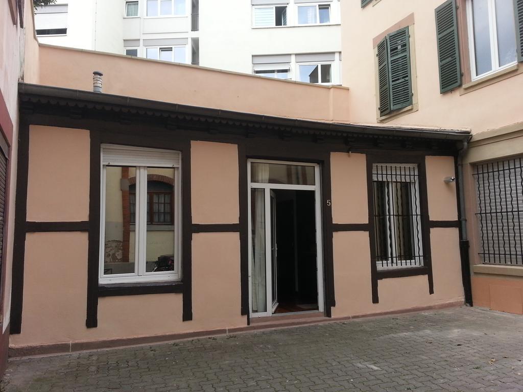 Charmant Studio A Strasbourg Apartment Exterior photo